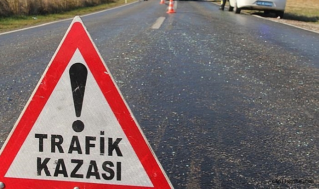 D-100 kara yolunda zincirleme kaza: 2 kişi yaralandı D-100 kara yolunda zincirleme kaza: 2 kişi yaralandı