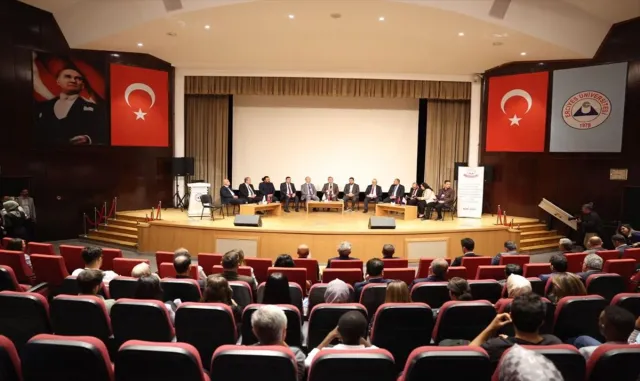 ERÜ’de 10. Uluslararası Yeni Nesiller İçin Malzeme Bilimi ve Nanoteknoloji Konferansı yapıldı ERÜ’de 10. Uluslararası Yeni Nesiller İçin Malzeme Bilimi ve Nanoteknoloji Konferansı yapıldı