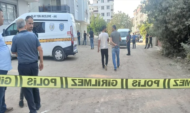GÜNCELLEME 2 - Osmaniye’de uyuşturucu baskını yapılan evdeki zanlının ateş ettiği jandarma şehit oldu GÜNCELLEME 2 - Osmaniye’de uyuşturucu baskını yapılan evdeki zanlının ateş ettiği jandarma şehit oldu