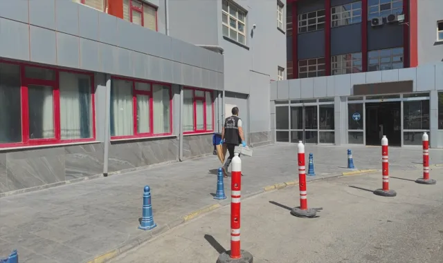 GÜNCELLEME - Gaziantep’te hastanede bıçaklanan temizlik görevlisi tedavi altına alındı GÜNCELLEME - Gaziantep’te hastanede bıçaklanan temizlik görevlisi tedavi altına alındı