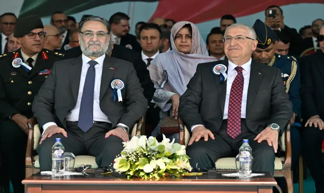 İstanbul’da Pakistan MİLGEM teslimatı ile karakol gemilerini denize indirme töreni yapıldı İstanbul’da Pakistan MİLGEM teslimatı ile karakol gemilerini denize indirme töreni yapıldı