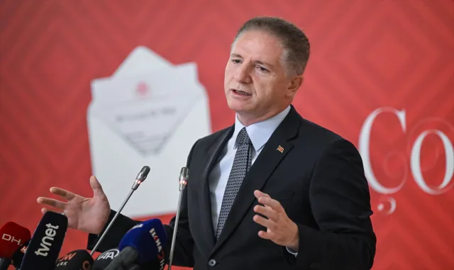 İstanbul Valisi Davut Gül "Bir Çocuk Bir Dilek" projesini tanıttı: İstanbul Valisi Davut Gül "Bir Çocuk Bir Dilek" projesini tanıttı: