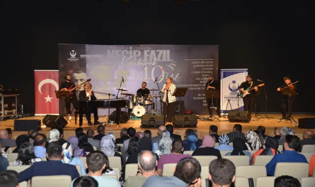 Kahramankazan’da "Necip Fazıl Kısakürek’i Anma Gecesi" düzenlendi Kahramankazan’da "Necip Fazıl Kısakürek’i Anma Gecesi" düzenlendi