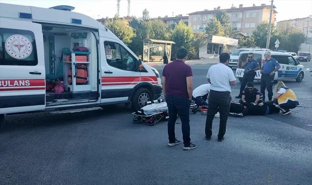 Karabük’te devrilen motosikletteki 2 kişi yaralandı Karabük’te devrilen motosikletteki 2 kişi yaralandı
