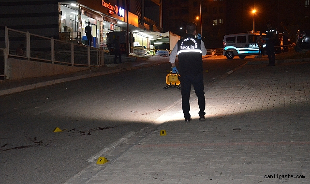 Karaman Son Dakika: Silahlı ve bıçaklı kavgada 4 kişi yaralandı Karaman Son Dakika: Silahlı ve bıçaklı kavgada 4 kişi yaralandı