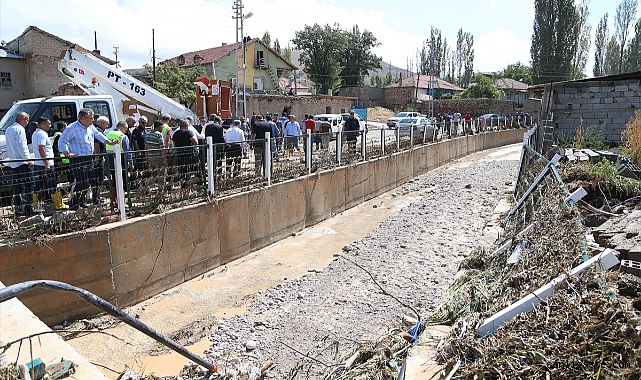 Kayseri’de selden etkilenen bölgelerde temizlik çalışması başlatıldı Kayseri’de selden etkilenen bölgelerde temizlik çalışması başlatıldı