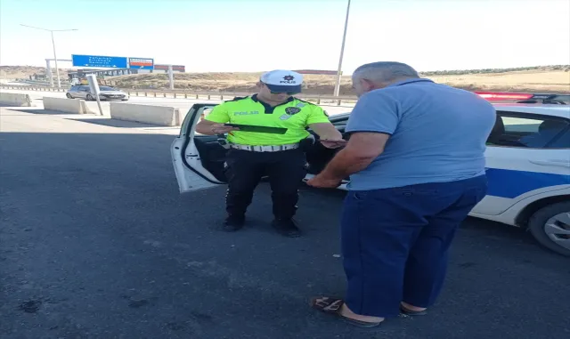 Kırıkkale’deki trafik uygulamalarında 37 bin 114 araca ceza yazıldı Kırıkkale’deki trafik uygulamalarında 37 bin 114 araca ceza yazıldı