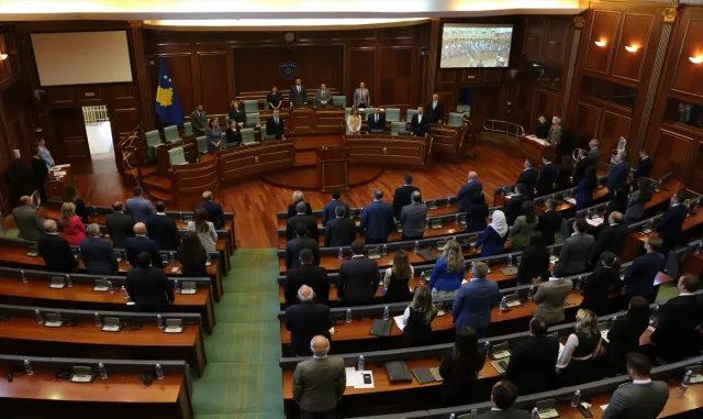 Kosova Meclisi, silahlı Sırp grubun ülkenin kuzeyindeki saldırısını kınadı Kosova Meclisi, silahlı Sırp grubun ülkenin kuzeyindeki saldırısını kınadı