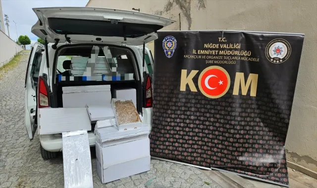 Niğde’de 136 bin dolu makaron ele geçirildi Niğde’de 136 bin dolu makaron ele geçirildi