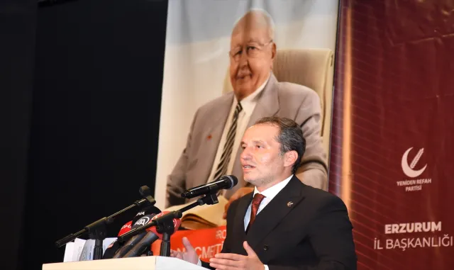Yeniden Refah Partisi Genel Başkanı Erbakan, partisinin Erzurum kongresinde konuştu: Yeniden Refah Partisi Genel Başkanı Erbakan, partisinin Erzurum kongresinde konuştu: