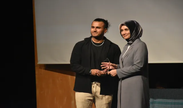 Afyonkarahisar’daki "Büyük Taarruz 2. Uluslararası Kısa Film Festivali" sona erdi Afyonkarahisar’daki "Büyük Taarruz 2. Uluslararası Kısa Film Festivali" sona erdi