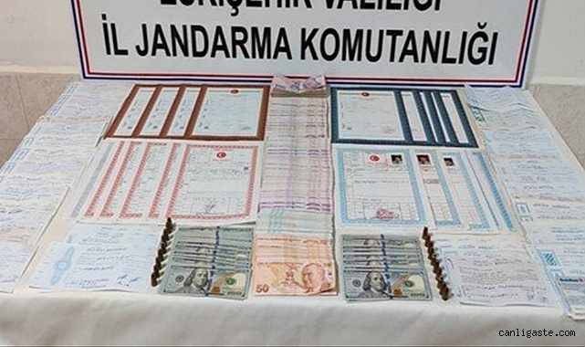 Borç verdiklerine şiddet kullanıp alacaklarını katladılar: 2 şüpheli yakalandı Borç verdiklerine şiddet kullanıp alacaklarını katladılar: 2 şüpheli yakalandı