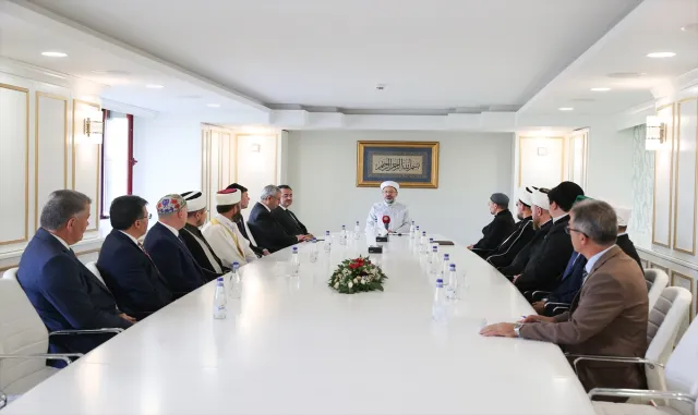 Diyanet İşleri Başkanı Erbaş, Rusya Federasyonu Dini İdaresi ve Müftüler Konseyini ağırladı Diyanet İşleri Başkanı Erbaş, Rusya Federasyonu Dini İdaresi ve Müftüler Konseyini ağırladı