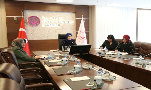 Emine Erdoğan’dan Filistinli savaş mağduru çocuklara yardım eli Emine Erdoğan’dan Filistinli savaş mağduru çocuklara yardım eli