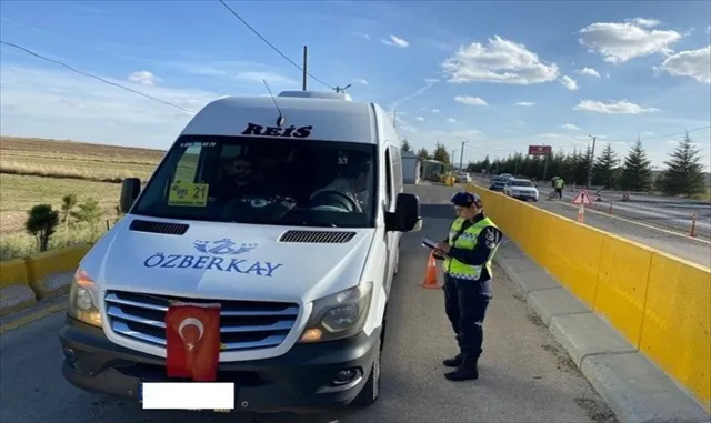 Eskişehir’de jandarma ekipleri denetim ve eğitim çalışması yaptı Eskişehir’de jandarma ekipleri denetim ve eğitim çalışması yaptı