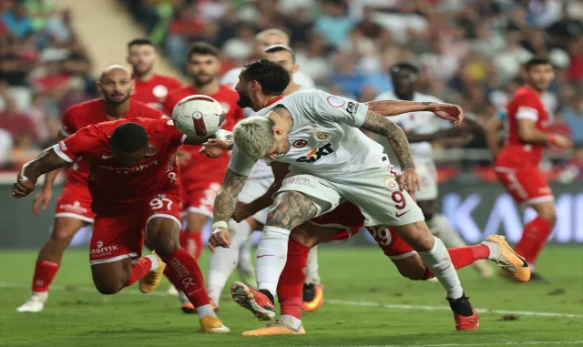 Galatasaray’dan Süper Lig’de üst üste 7. galibiyet Galatasaray’dan Süper Lig’de üst üste 7. galibiyet