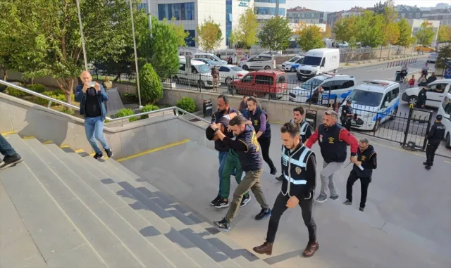 GÜNCELLEME - Tekirdağ’da hamile kadının öldürülmesine ilişkin bir şüpheli tutuklandı GÜNCELLEME - Tekirdağ’da hamile kadının öldürülmesine ilişkin bir şüpheli tutuklandı