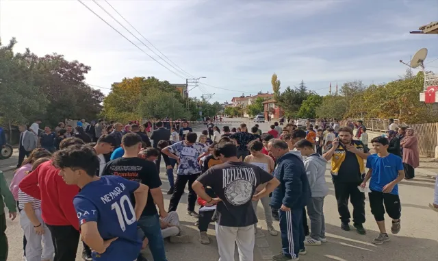 Hüyük’te Cumhuriyet’in 100. yılı dolayısıyla koşu düzenlendi Hüyük’te Cumhuriyet’in 100. yılı dolayısıyla koşu düzenlendi