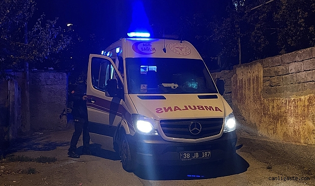 Kayseri’de silahlı kavga: 3 çocuk yaralandı Kayseri’de silahlı kavga: 3 çocuk yaralandı
