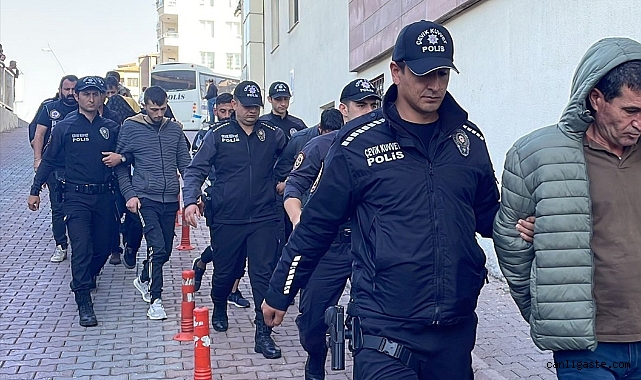 Kayseri’de uyuşturucu operasyonu: 8 gözaltı Kayseri’de uyuşturucu operasyonu: 8 gözaltı