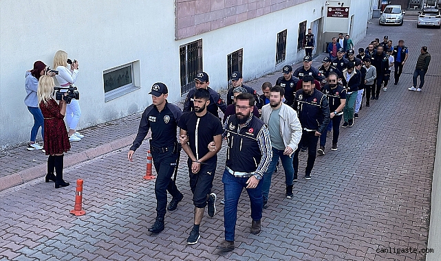 Kayseri’de uyuşturucu operasyonunda yakalanan 24 şüpheliden 15’i adliyede!