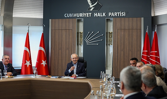 Kılıçdaroğlu, partisinin Bilecik ve Kayseri il yönetimlerini kabul etti Kılıçdaroğlu, partisinin Bilecik ve Kayseri il yönetimlerini kabul etti