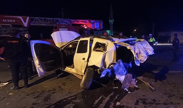Otomobil ile cip çarpıştı: 1 ölü, 1 yaralı Otomobil ile cip çarpıştı: 1 ölü, 1 yaralı