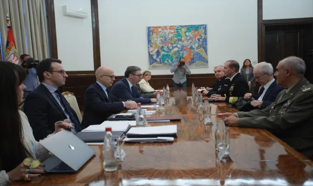 Sırp lider Vucic, KFOR’un varlığını desteklediklerini belirtti Sırp lider Vucic, KFOR’un varlığını desteklediklerini belirtti