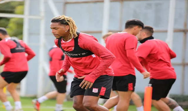 Sivasspor, Kasımpaşa maçının hazırlıklarına devam etti Sivasspor, Kasımpaşa maçının hazırlıklarına devam etti