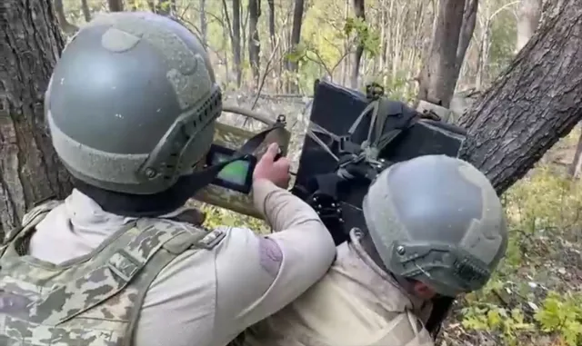 Tunceli’de 2 teröristin etkisiz hale getirildiği operasyonun görüntüleri paylaşıldı Tunceli’de 2 teröristin etkisiz hale getirildiği operasyonun görüntüleri paylaşıldı