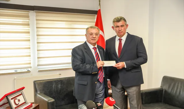 Türkiye, Kıbrıs Kayıp Şahıslar Komitesine 100 bin dolar bağışta bulundu Türkiye, Kıbrıs Kayıp Şahıslar Komitesine 100 bin dolar bağışta bulundu