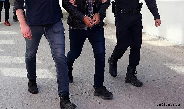 3 ilde yasa dışı bahisçilere ’Sibergöz’ operasyonu: 43 gözaltı 3 ilde yasa dışı bahisçilere ’Sibergöz’ operasyonu: 43 gözaltı