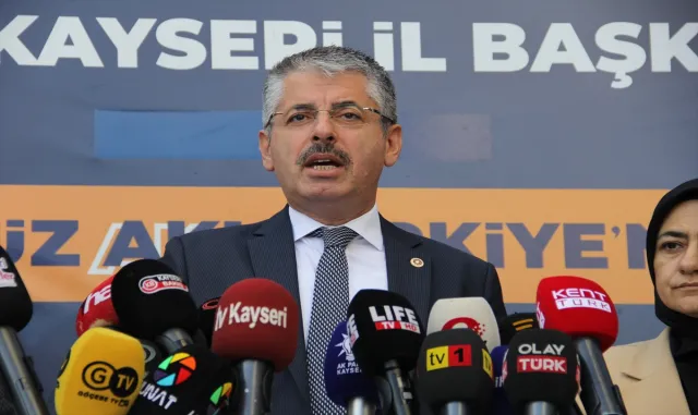 AK Parti Kayseri İl Başkanlığının "Nöbetçi Vekil" uygulaması başladı AK Parti Kayseri İl Başkanlığının "Nöbetçi Vekil" uygulaması başladı