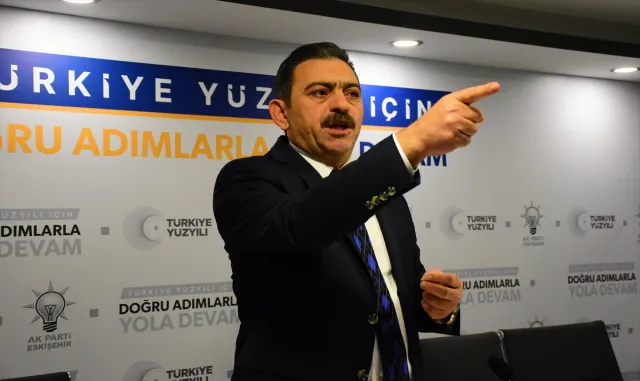 AK Parti’li Özcan’dan Odunpazarı Belediye Başkanı Kurt’a eleştiri AK Parti’li Özcan’dan Odunpazarı Belediye Başkanı Kurt’a eleştiri