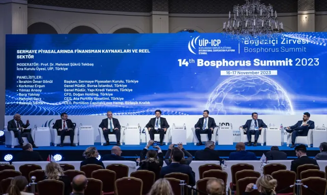 Borsa İstanbul AŞ Genel Müdürü Ergun: "Türkiye’nin yaklaşık 10’da biri Borsa yatırımcısı" Borsa İstanbul AŞ Genel Müdürü Ergun: "Türkiye’nin yaklaşık 10’da biri Borsa yatırımcısı"