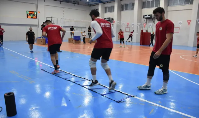Cizre Belediyespor, Kuşgöz İzmir Vinç Akkuş Belediyespor maçı hazırlıklarını sürdürdü Cizre Belediyespor, Kuşgöz İzmir Vinç Akkuş Belediyespor maçı hazırlıklarını sürdürdü