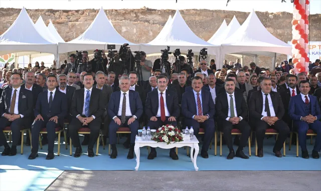 Cumhurbaşkanı Yardımcısı Yılmaz, Malatya’da konuştu: Cumhurbaşkanı Yardımcısı Yılmaz, Malatya’da konuştu: