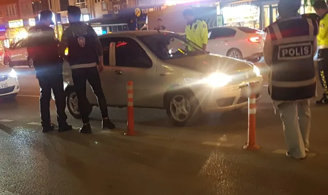 Eskişehir’de kesinleşmiş hapis cezası olan 3 firari hükümlü yakalandı Eskişehir’de kesinleşmiş hapis cezası olan 3 firari hükümlü yakalandı