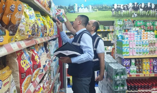 Eskişehir’deki marketlerde fiyat denetimi yapıldı Eskişehir’deki marketlerde fiyat denetimi yapıldı