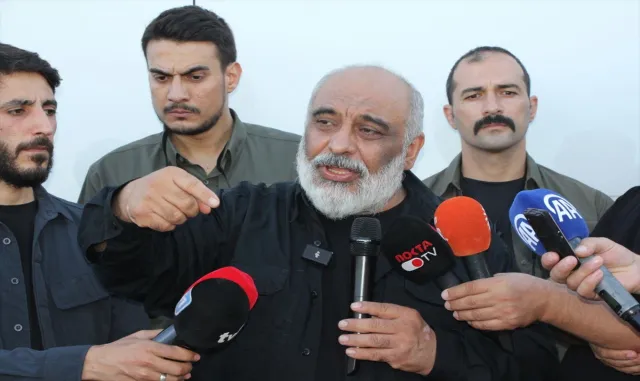 İHH’nin İncirlik Üssü’ne gitmek için yola çıkan "Filistin İçin Özgürlük Konvoyu" Kocaeli’de İHH’nin İncirlik Üssü’ne gitmek için yola çıkan "Filistin İçin Özgürlük Konvoyu" Kocaeli’de