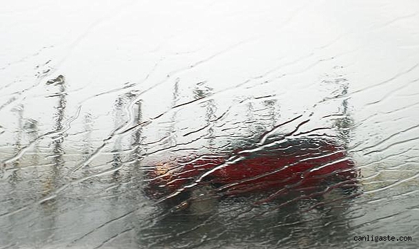 İstanbul’a kuvvetli sağanak uyarısı! İstanbul’a kuvvetli sağanak uyarısı!