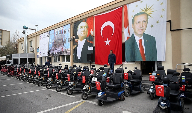 Kayseri’de 150 engelliye akülü araç dağıtıldı Kayseri’de 150 engelliye akülü araç dağıtıldı