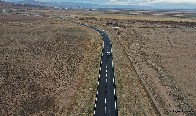 Kayseri Yeşilhisar’da 16 kilometrelik yol çalışması tamamlandı Kayseri Yeşilhisar’da 16 kilometrelik yol çalışması tamamlandı