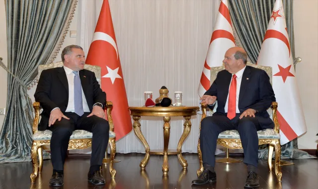 KKTC Cumhurbaşkanı Tatar, Gençlik ve Spor Bakanı Bak’ı kabul etti KKTC Cumhurbaşkanı Tatar, Gençlik ve Spor Bakanı Bak’ı kabul etti