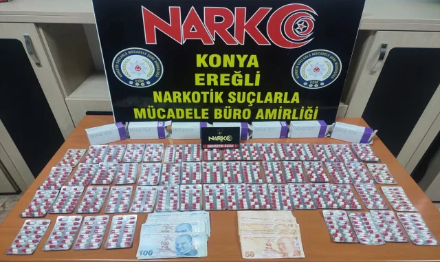 Konya’da düzenlenen uyuşturucu operasyonunda 3 zanlı tutuklandı Konya’da düzenlenen uyuşturucu operasyonunda 3 zanlı tutuklandı