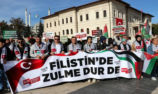 Sivas, Niğde, Kırşehir, Nevşehir ve Kırıkkale’de İsrail’in Filistin’e saldırıları kınandı Sivas, Niğde, Kırşehir, Nevşehir ve Kırıkkale’de İsrail’in Filistin’e saldırıları kınandı