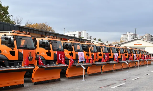 Ulaştırma ve Altyapı Bakanlığı kara yollarında kar ve buzla mücadele için hazırlıklarını tamamladı Ulaştırma ve Altyapı Bakanlığı kara yollarında kar ve buzla mücadele için hazırlıklarını tamamladı