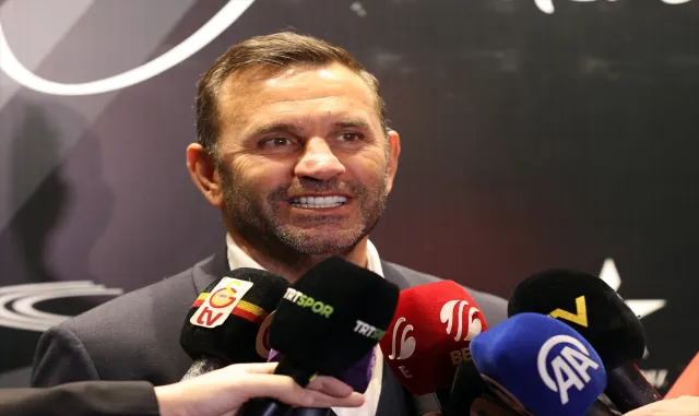 Galatasaray Teknik Direktörü Buruk, UEFA Avrupa Ligi’nde turu geçeceklerine inanıyor: Galatasaray Teknik Direktörü Buruk, UEFA Avrupa Ligi’nde turu geçeceklerine inanıyor: