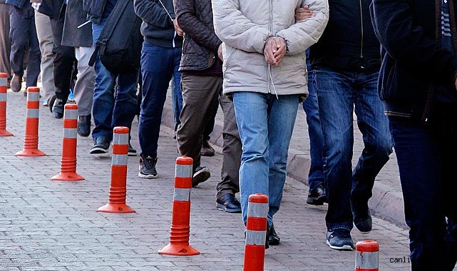 Kayseri’de 13’ü firari hükümlü aranan 46 kişi yakalandı Kayseri’de 13’ü firari hükümlü aranan 46 kişi yakalandı