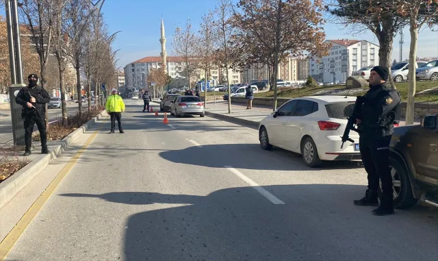 Kırşehir’de yılbaşı tedbirleri Kırşehir’de yılbaşı tedbirleri